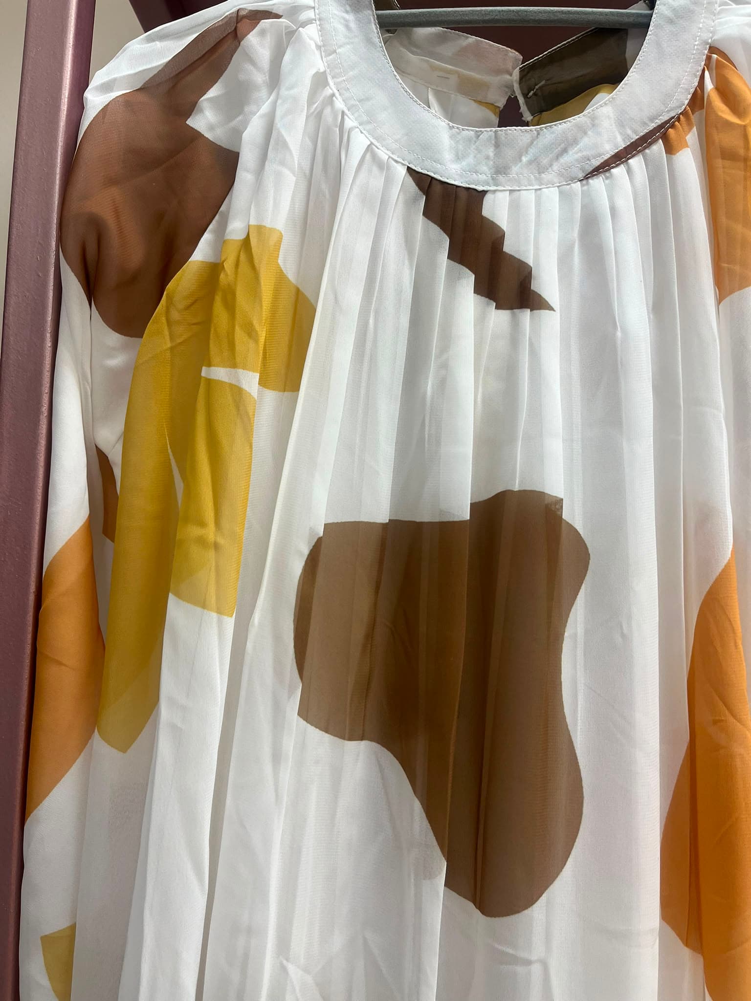 A LINE TOP